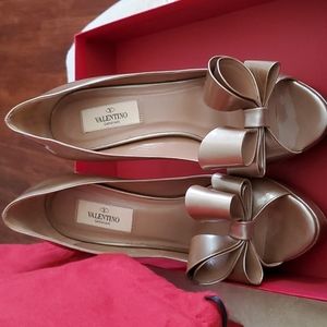 Valentino Nude Bronze Bow Heels Shoes  38 1/2